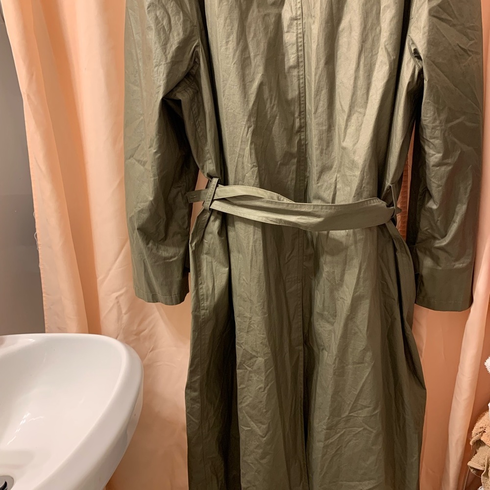 Coats - Picture 5 of 10